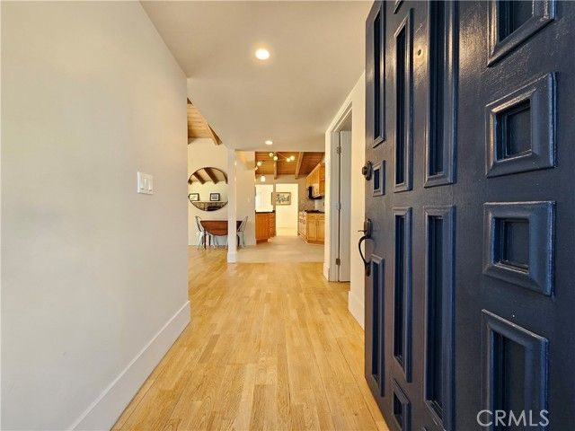 17530 Tuba Street, Northridge (los Angeles), CA 91325