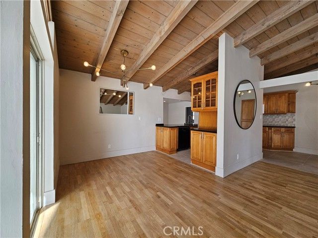 17530 Tuba Street, Northridge (los Angeles), CA 91325