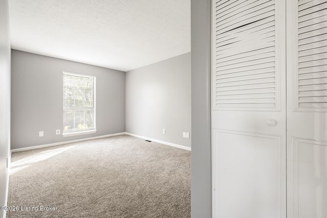 3037 Fordhaven Rd, Louisville, KY 40214