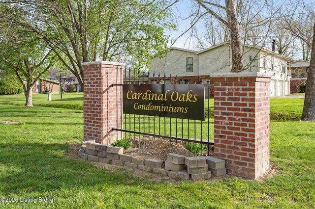 3037 Fordhaven Rd, Louisville, KY 40214