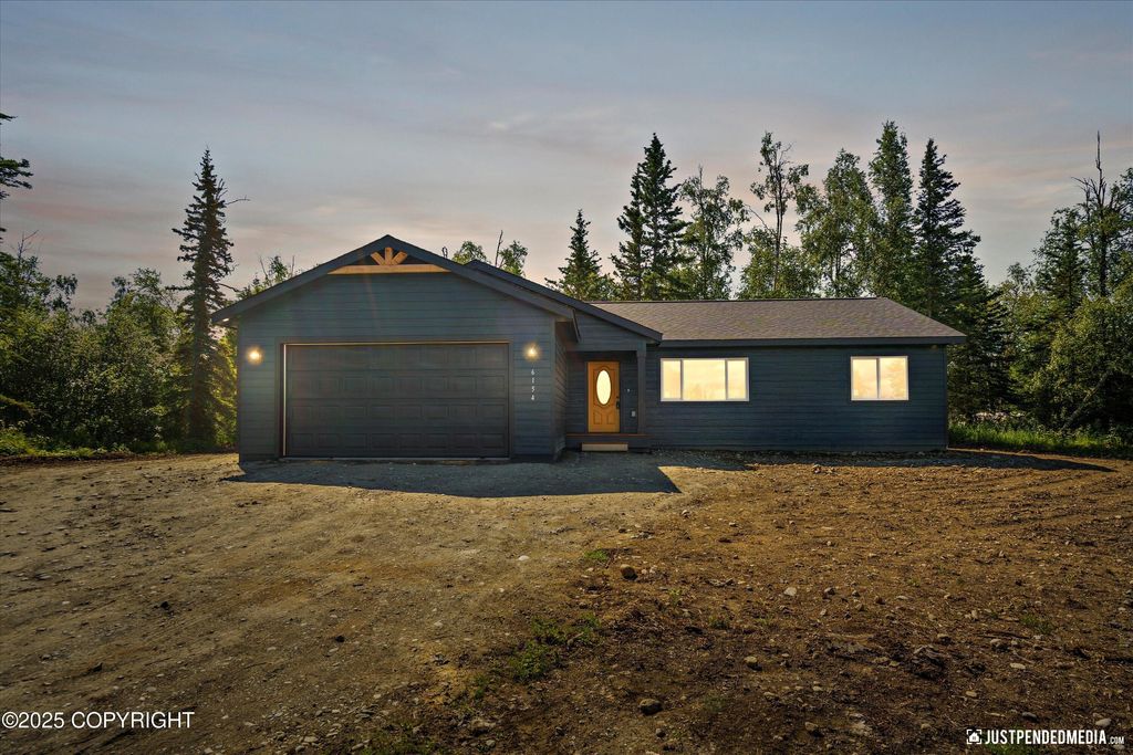 6154 W Neptune Circle, Wasilla, AK 99623