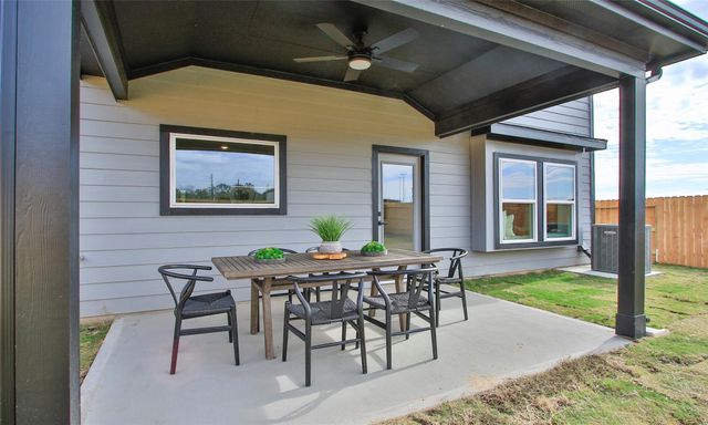 4028 Colony River Rock Boulevard, Pinehurst, TX 77362