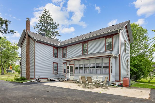 5502 Kenosha Street, Richmond, IL 60071