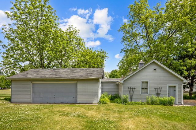 5502 Kenosha Street, Richmond, IL 60071