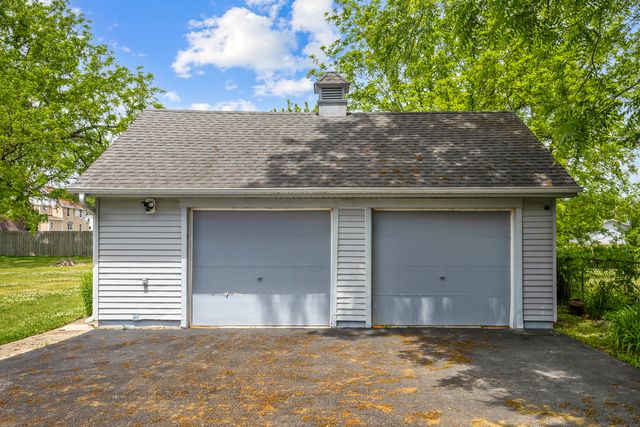 5502 Kenosha Street, Richmond, IL 60071