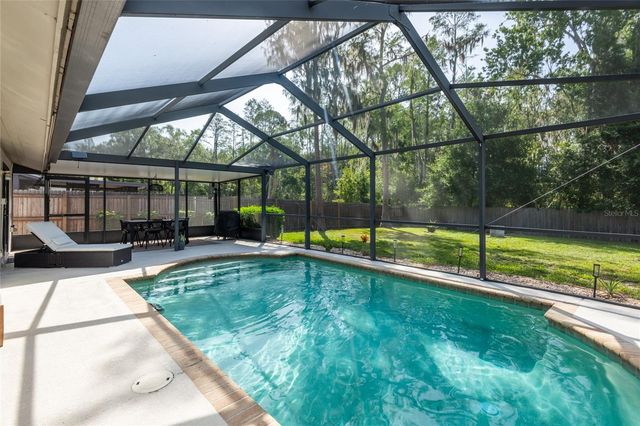 2712 CEDARIDGE DRIVE, Tampa, FL 33618