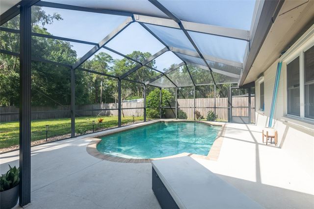 2712 CEDARIDGE DRIVE, Tampa, FL 33618