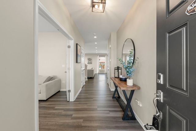 12601 S Poplar Crossing, Plainfield, IL 60585