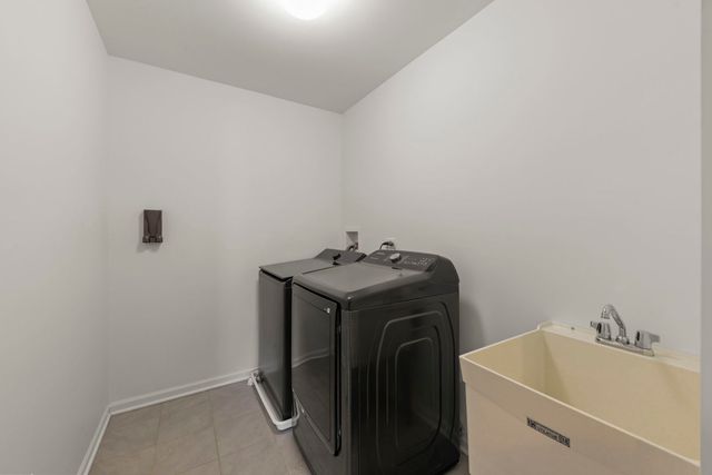 12601 S Poplar Crossing, Plainfield, IL 60585