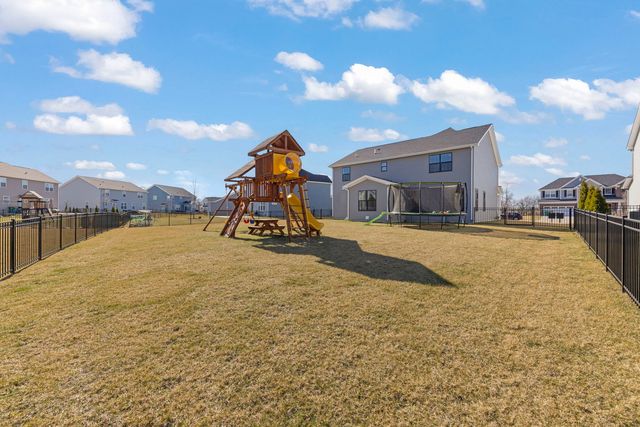 12601 S Poplar Crossing, Plainfield, IL 60585