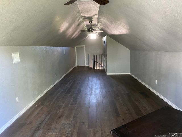 305 SPRUCE ST, San Antonio, TX 78203