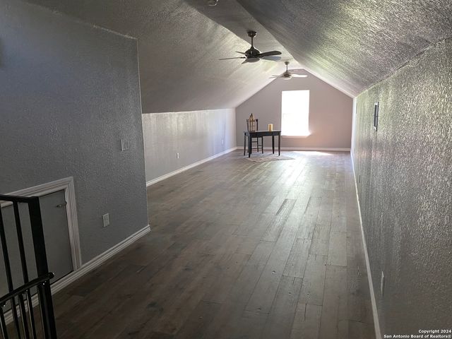 305 SPRUCE ST, San Antonio, TX 78203