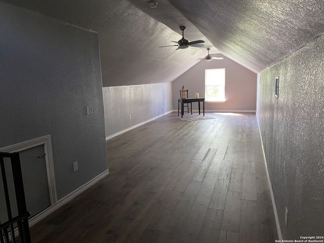 305 SPRUCE ST, San Antonio, TX 78203