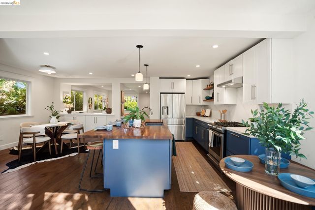 6145 Fremont St, Oakland, CA 94608