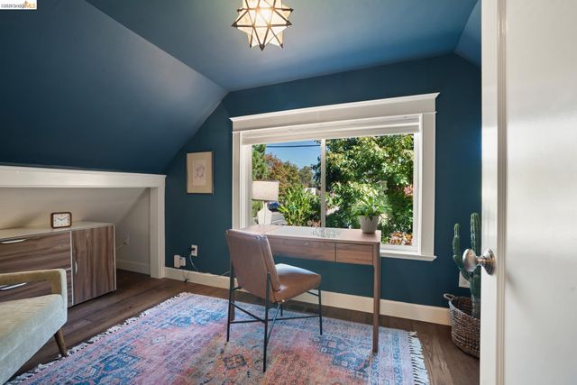 6145 Fremont St, Oakland, CA 94608