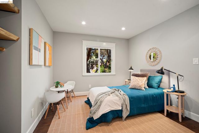 6145 Fremont St, Oakland, CA 94608