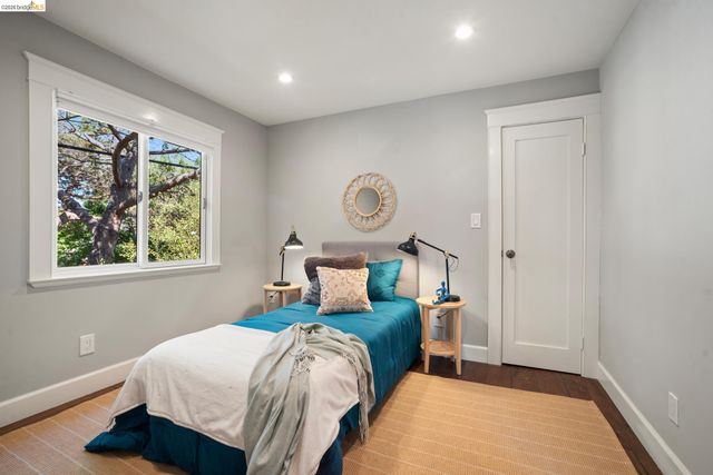 6145 Fremont St, Oakland, CA 94608