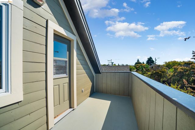 6145 Fremont St, Oakland, CA 94608