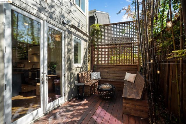 6145 Fremont St, Oakland, CA 94608
