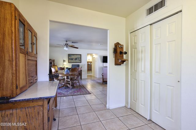 3857 E Starfish Place, Tucson, AZ 85739