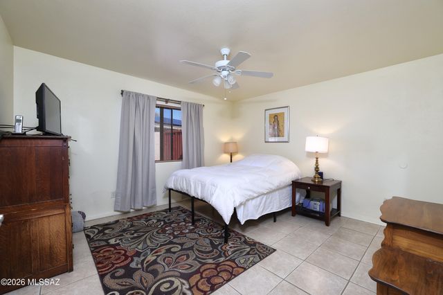 3857 E Starfish Place, Tucson, AZ 85739