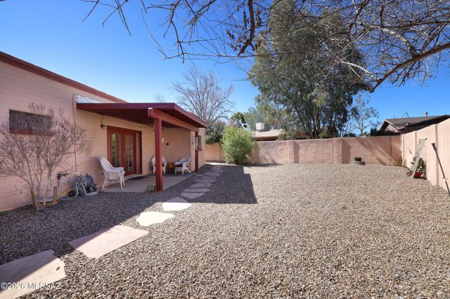 3857 E Starfish Place, Tucson, AZ 85739