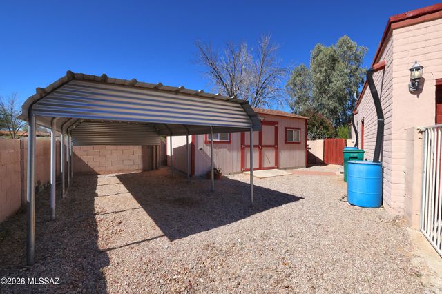 3857 E Starfish Place, Tucson, AZ 85739