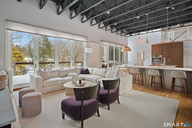 48 Green Meadow Lane, New Canaan, CT 06840