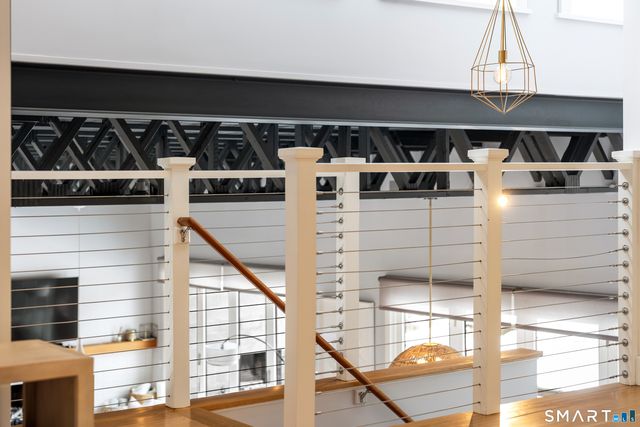 48 Green Meadow Lane, New Canaan, CT 06840