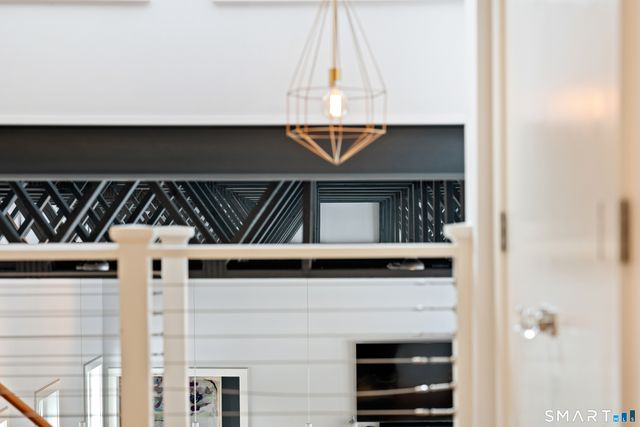 48 Green Meadow Lane, New Canaan, CT 06840