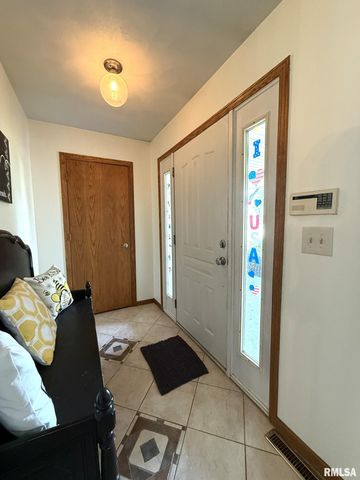 3175 BUCKINGHAM Road, Galesburg, IL 61401