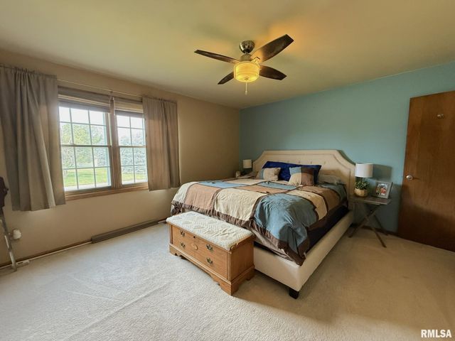 3175 BUCKINGHAM Road, Galesburg, IL 61401