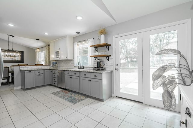 806 Twin View Street, Heath, TX 75032