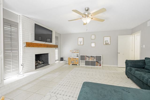 806 Twin View Street, Heath, TX 75032