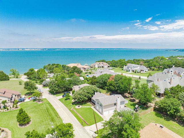 806 Twin View Street, Heath, TX 75032