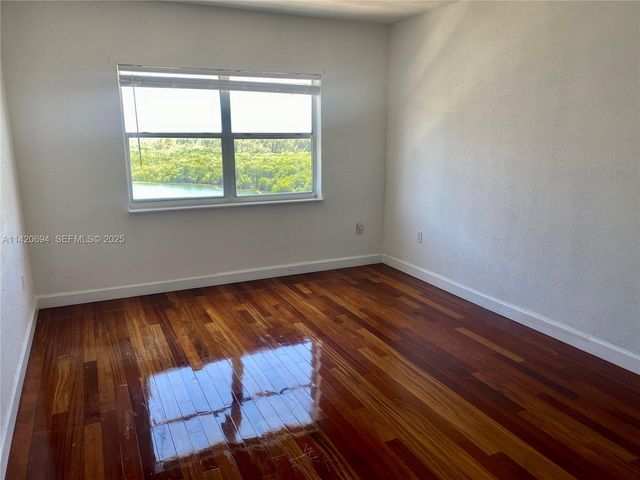400 Kings Point Drive 1406, Sunny Isles Beach, FL 33160