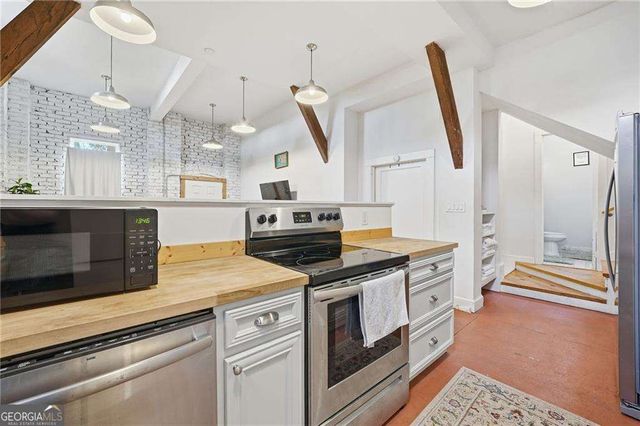 1420 Sylvan Road SW, Atlanta, GA 30310