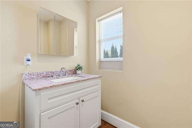 1420 Sylvan Road SW, Atlanta, GA 30310