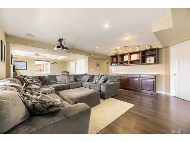 10653 Chadsworth Ln, Highlands Ranch, CO 80126