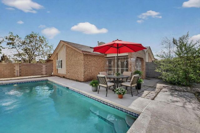 704 Sandpiper Drive SW, Albuquerque, NM 87121