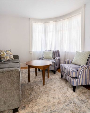 1 Ella Terrace, Newport, RI 02840