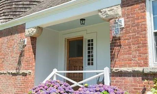 1 Ella Terrace, Newport, RI 02840