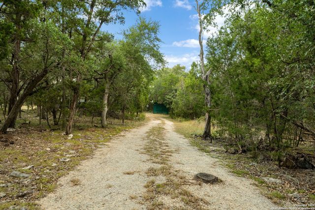 1775 Lost TRL, New Braunfels, TX 78132