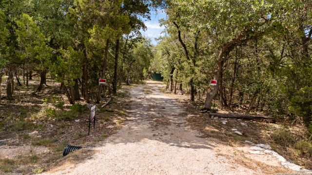 1775 Lost TRL, New Braunfels, TX 78132
