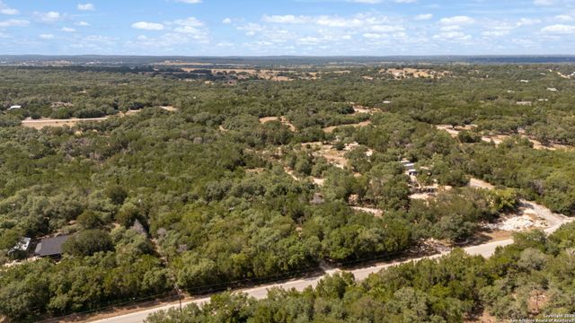 1775 Lost TRL, New Braunfels, TX 78132