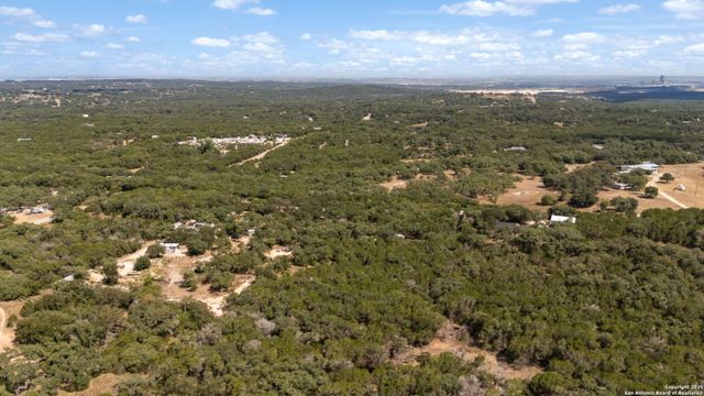 1775 Lost TRL, New Braunfels, TX 78132