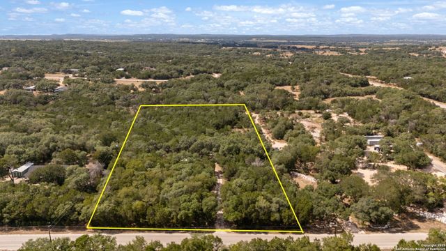 1775 Lost TRL, New Braunfels, TX 78132