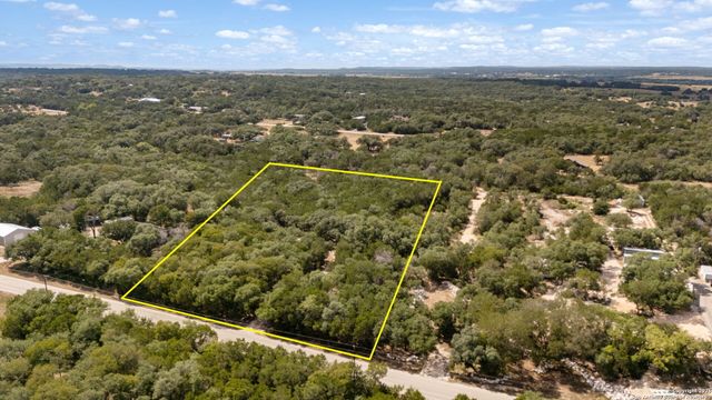 1775 Lost TRL, New Braunfels, TX 78132