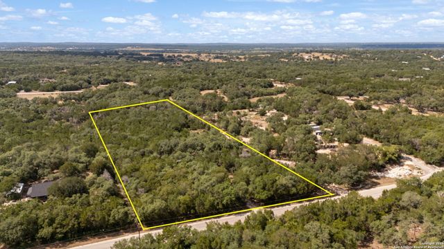1775 Lost TRL, New Braunfels, TX 78132