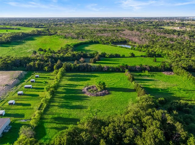 343 E Town East Boulevard, Sunnyvale, TX 75182